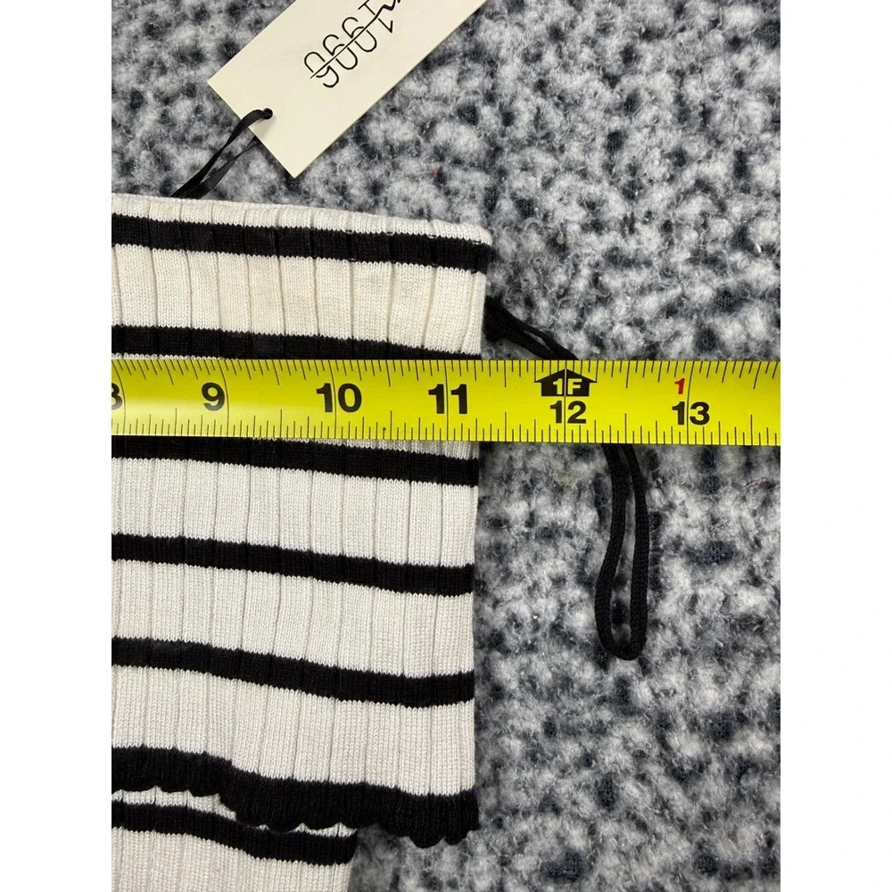 Freshman 1996 Black White Stripe Knit Tube Top Off Shoulder Bardot Size S NWT‎